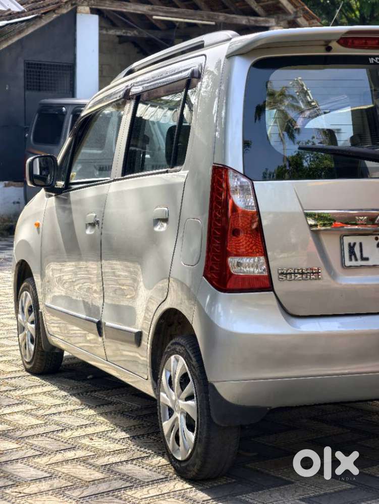 Maruti Suzuki Wagon R Vxi Optional, 2017, Petrol