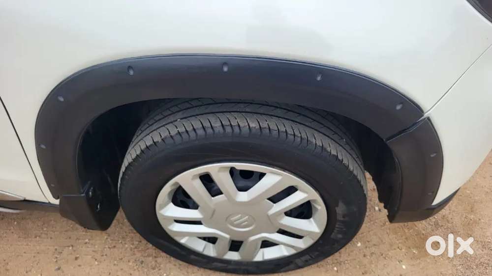 Maruti Suzuki Brezza 2022 Petrol 25300 Km Driven