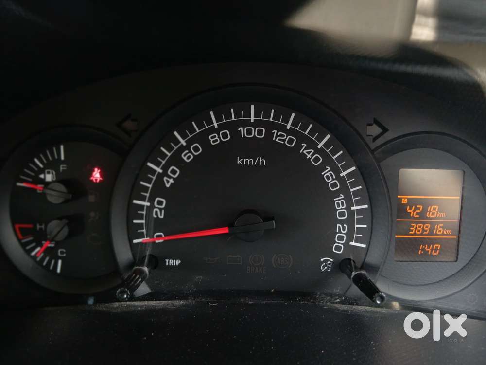Maruti Suzuki Swift Lxi, 2017, Petrol