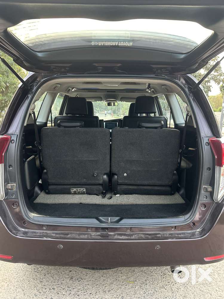 Toyota Innova Crysta 2.8 Zx At 7 Seater, 2018, Diesel