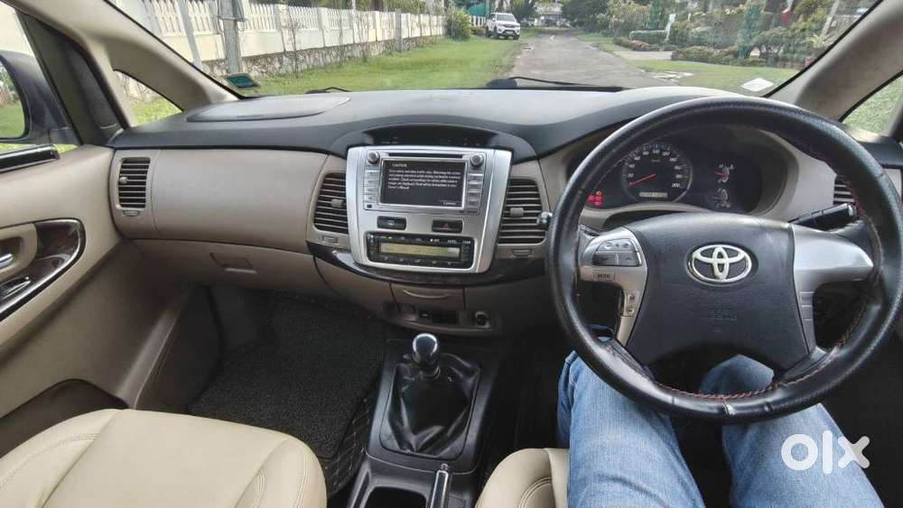 Toyota Innova 2.5 Vx 8 Str, 2015, Diesel