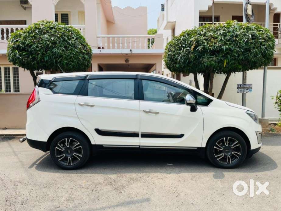 Mahindra Marazzo M8 8str, 2019, Diesel