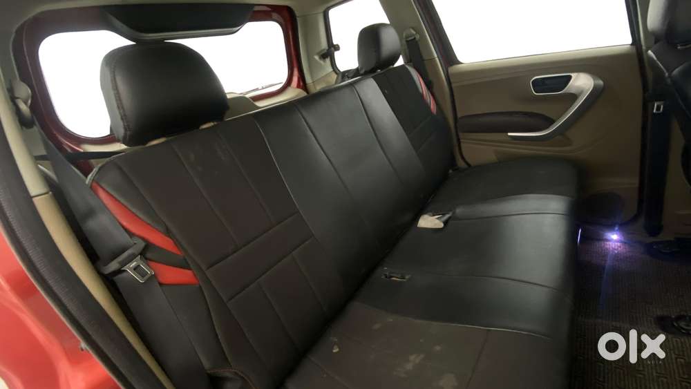 Mahindra Tuv 300 Mhawk100 T8, 2016, Diesel