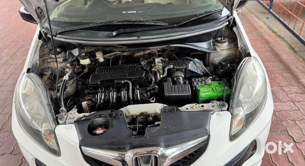 Honda Brio 2013 Petrol Car