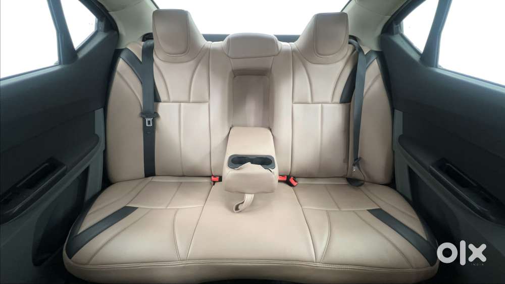 Tata Tigor Xza, 2018, Petrol
