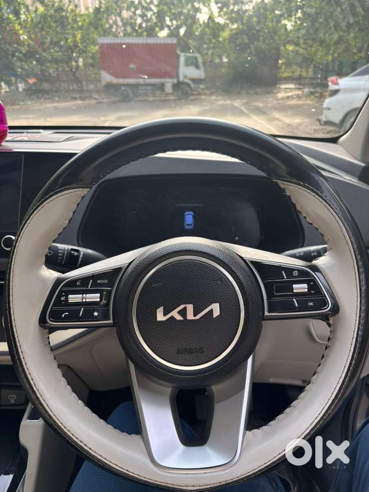 Kia Carens 1.5 Prestige 7 Str, 2023, Petrol