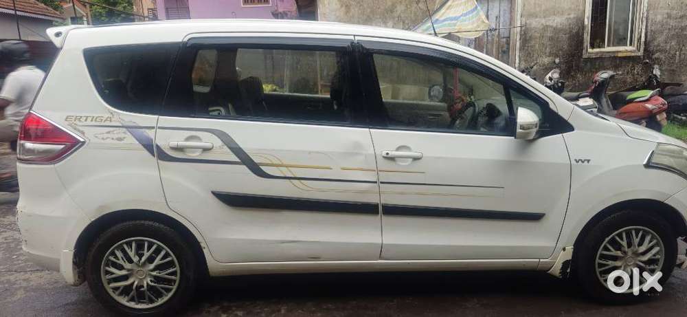 Maruti Suzuki Ertiga Vxi, 2016, Petrol