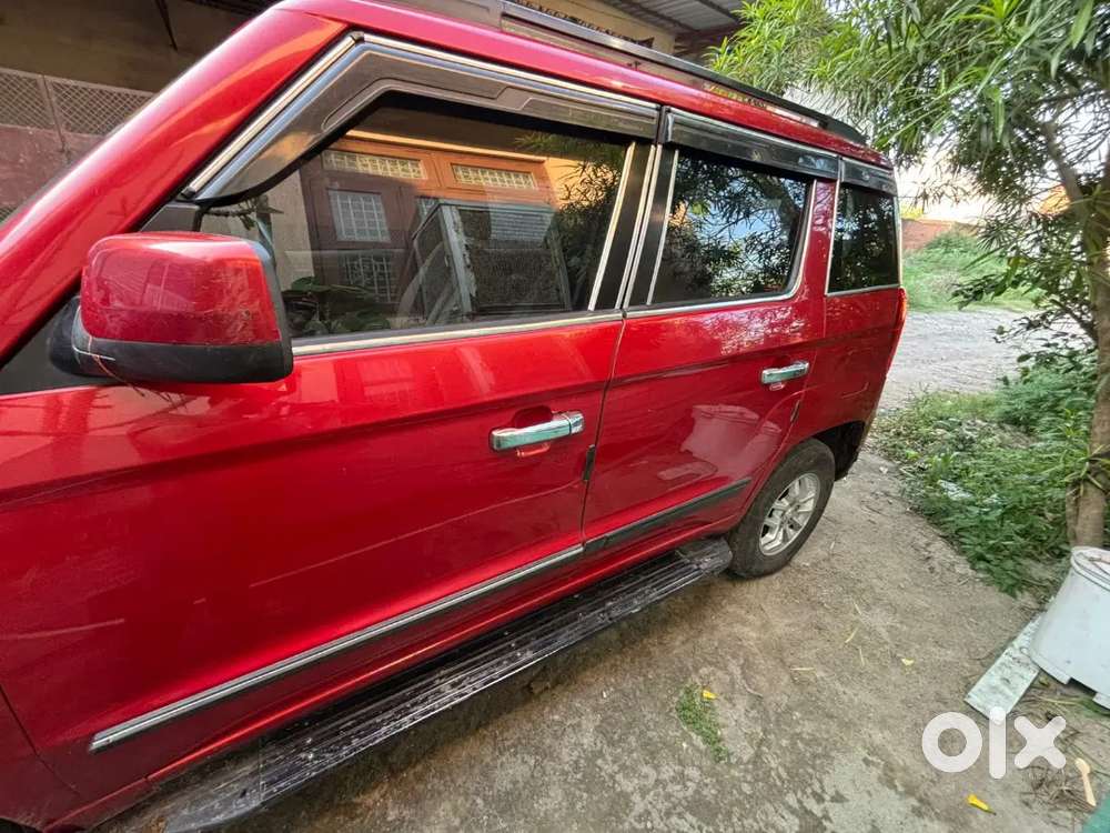Mahindra Tuv 300 2017 Diesel 70000 Km Driven