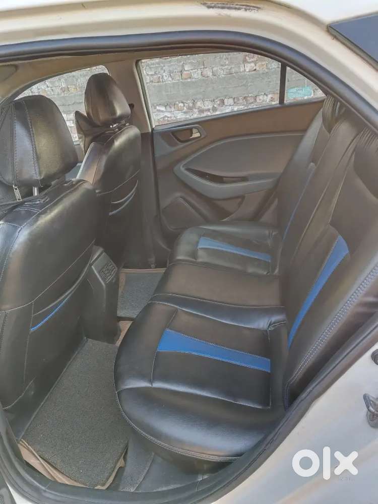Hyundai I20 Active 2015 Diesel 110000 Km Driven
