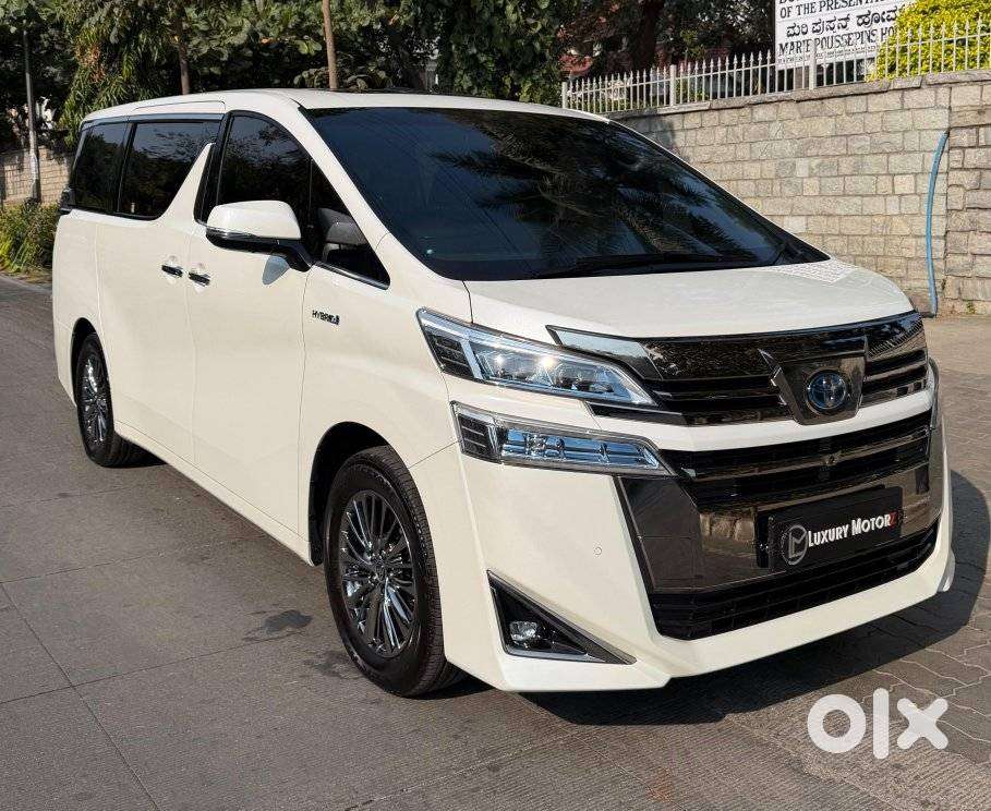 Toyota Vellfire Vip – Executive Lounge, 2023, Petrol