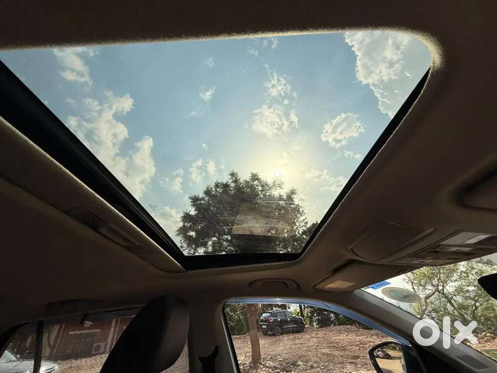 Volkswagen Vw Taigun Topline 2023 Petrol Well Maintained