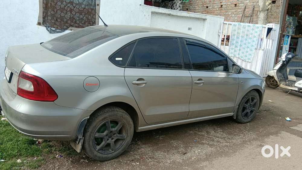 Skoda Rapid Diesel Manual 2013