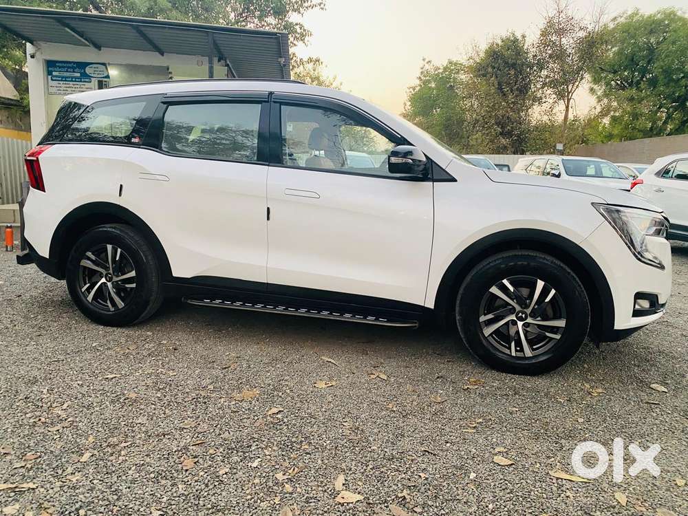 Mahindra Xuv700 2.2 Ax 5 Diesel At 7 Str, 2023, Diesel