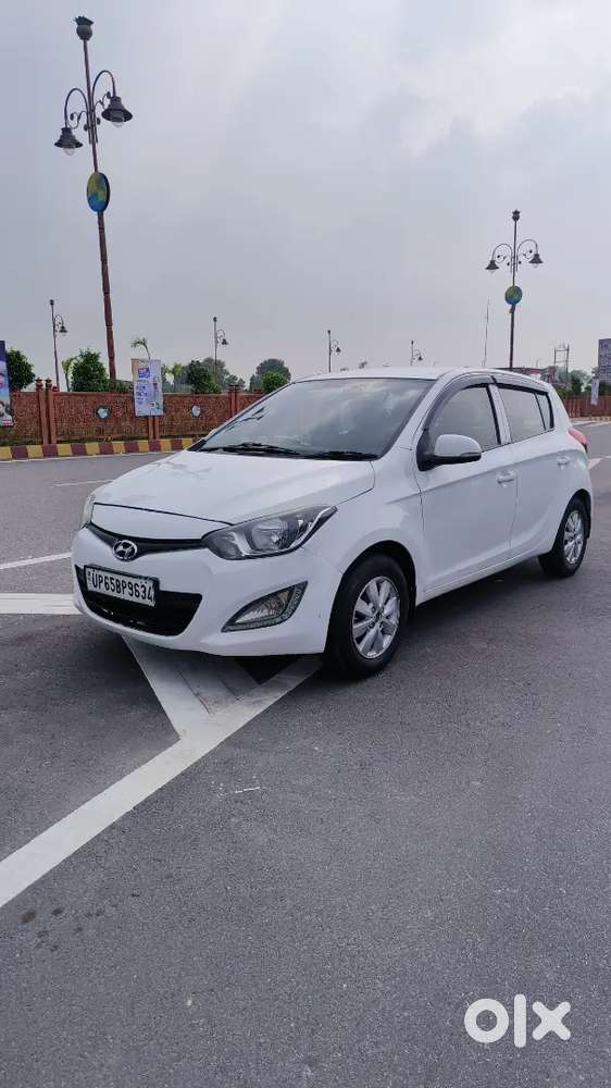 Hyundai New I20 Sportz 2014 Petrol+ Cng