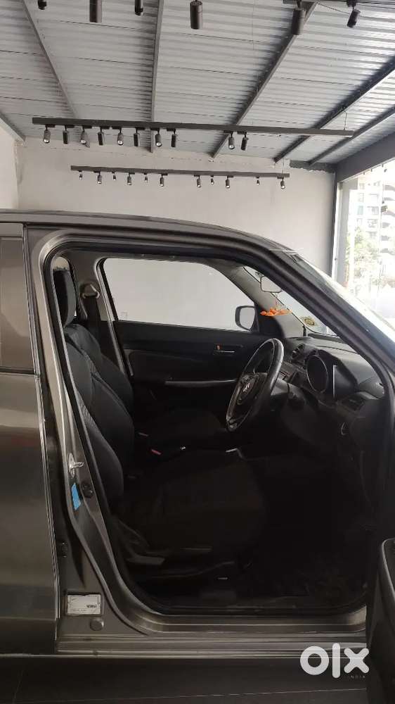 Maruti Suzuki Swift 2018 Petrol Well Maintained