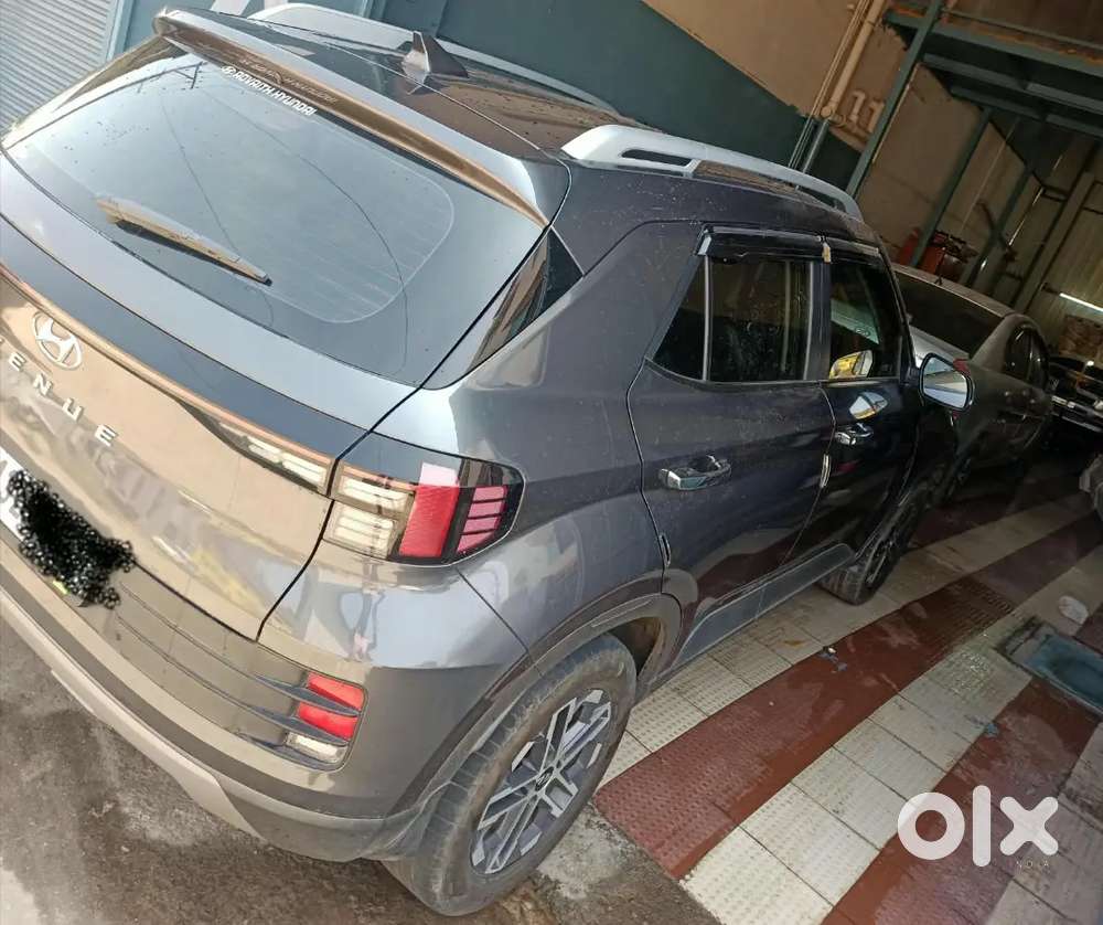 Hyundai Venue Diesel 2022 Manual 1st