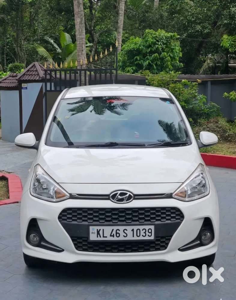 Hyundai Grand I10 2018 Diesel 49865 Km Driven