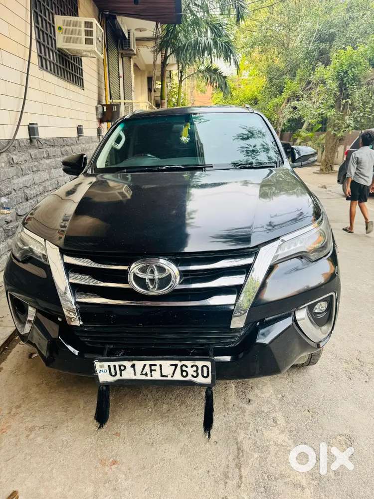 Fortuner 4x2 Automatic