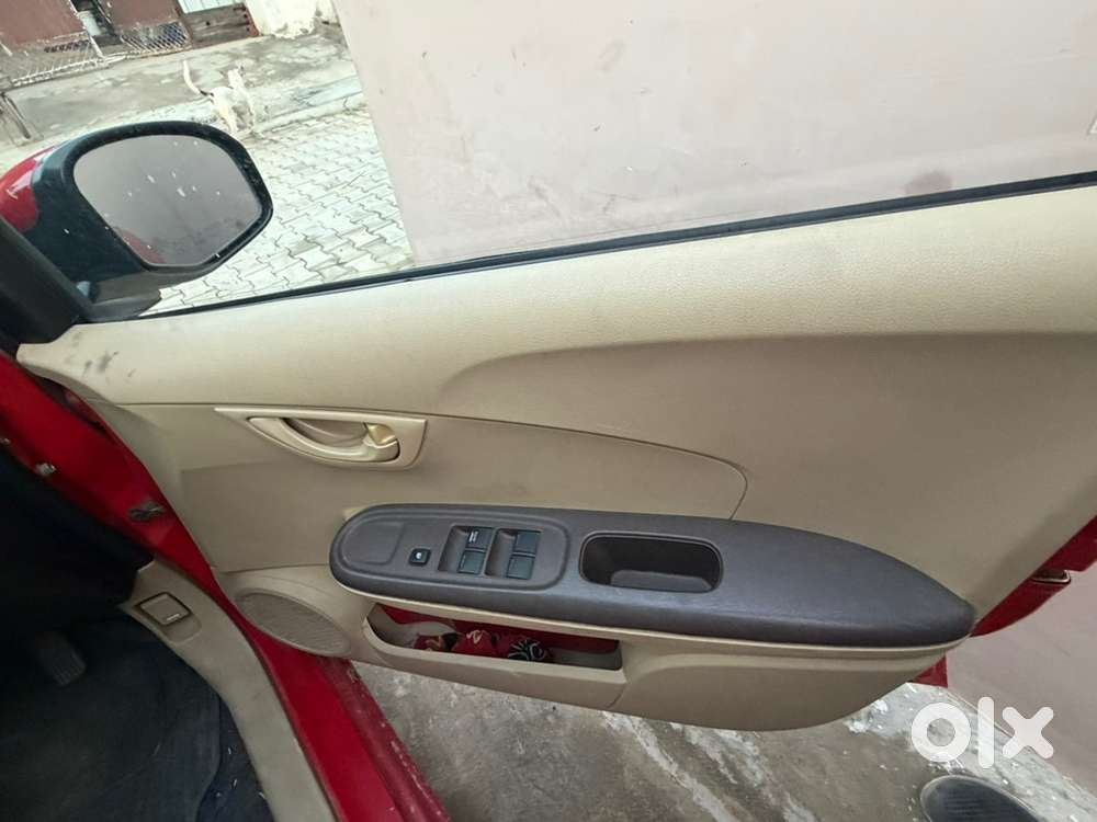 Honda Brio Cng, Excellent