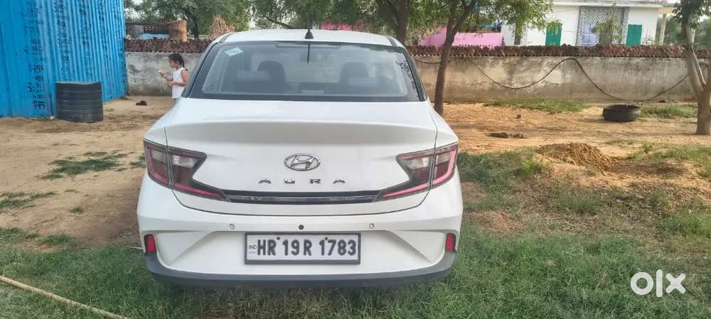 Hyundai Aura Cng