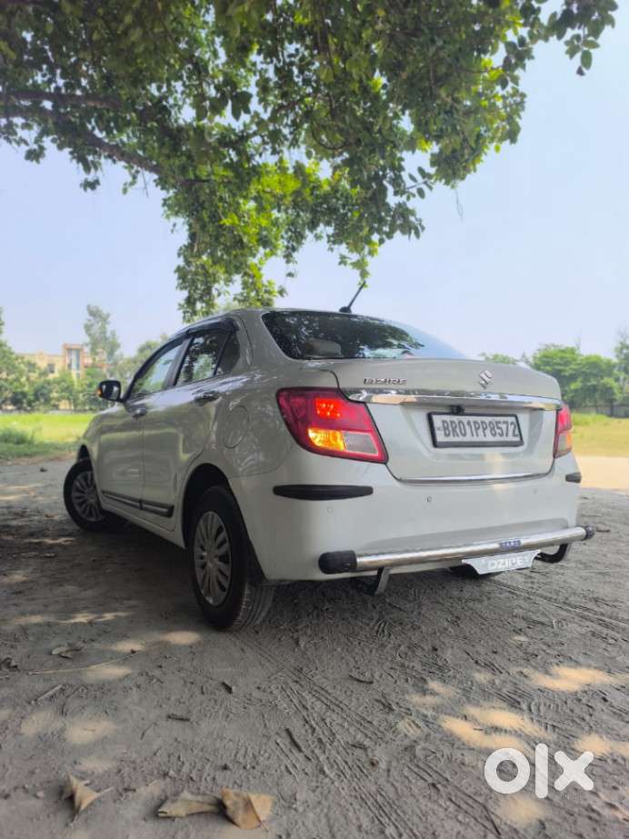 Maruti Suzuki Dzire 1.2 Vxi, 2023, Petrol