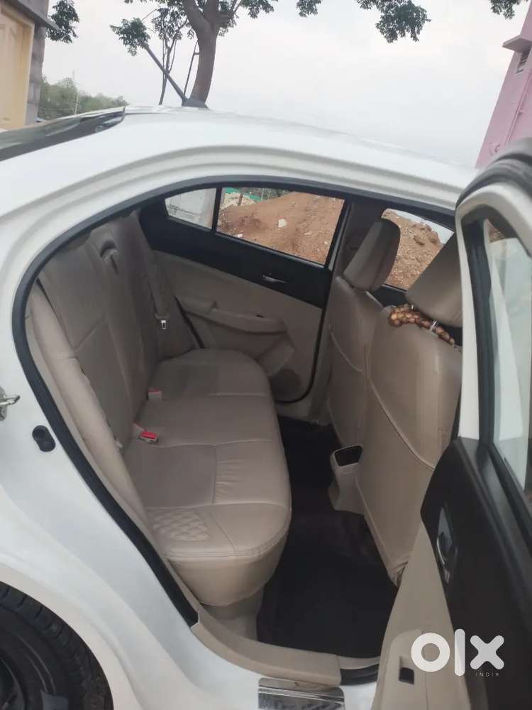 Maruti Suzuki Dzire 2024 Cng & Hybrids 120000 Km Driven