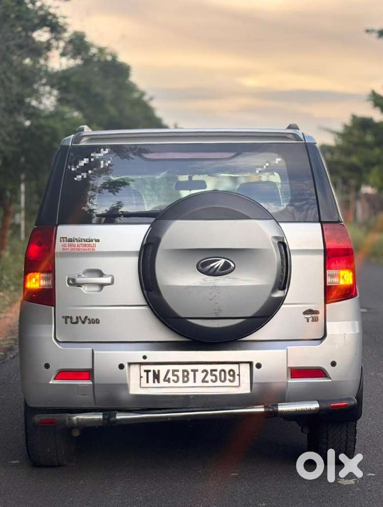 Mahindra Tuv 300 T10, 2020, Diesel