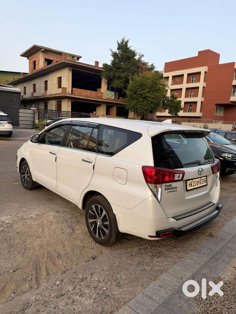 Toyota Innova Crysta [2020-ongoing] 2.7 Zx At 7 Str, 2022, Petrol