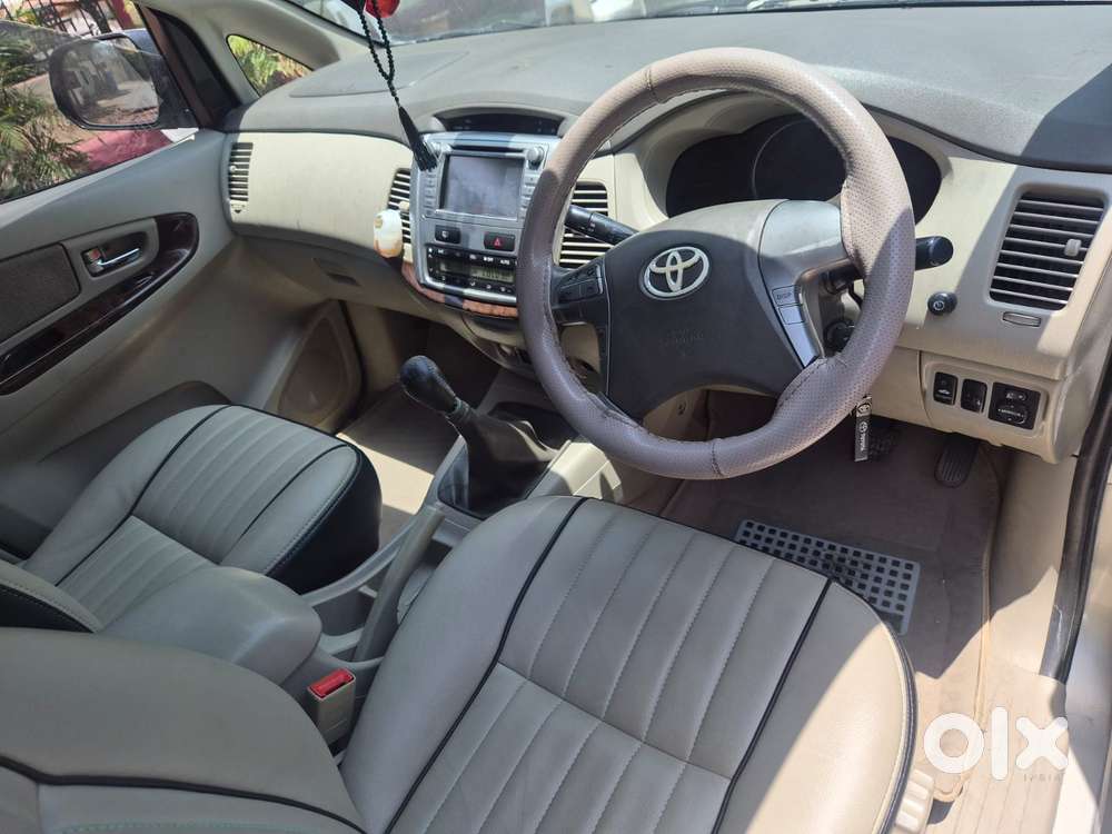 Toyota Innova 2.5 V 7 Str, 2013, Diesel
