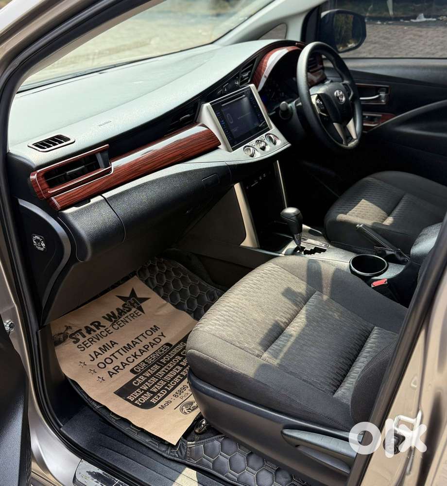 Toyota Innova Crysta