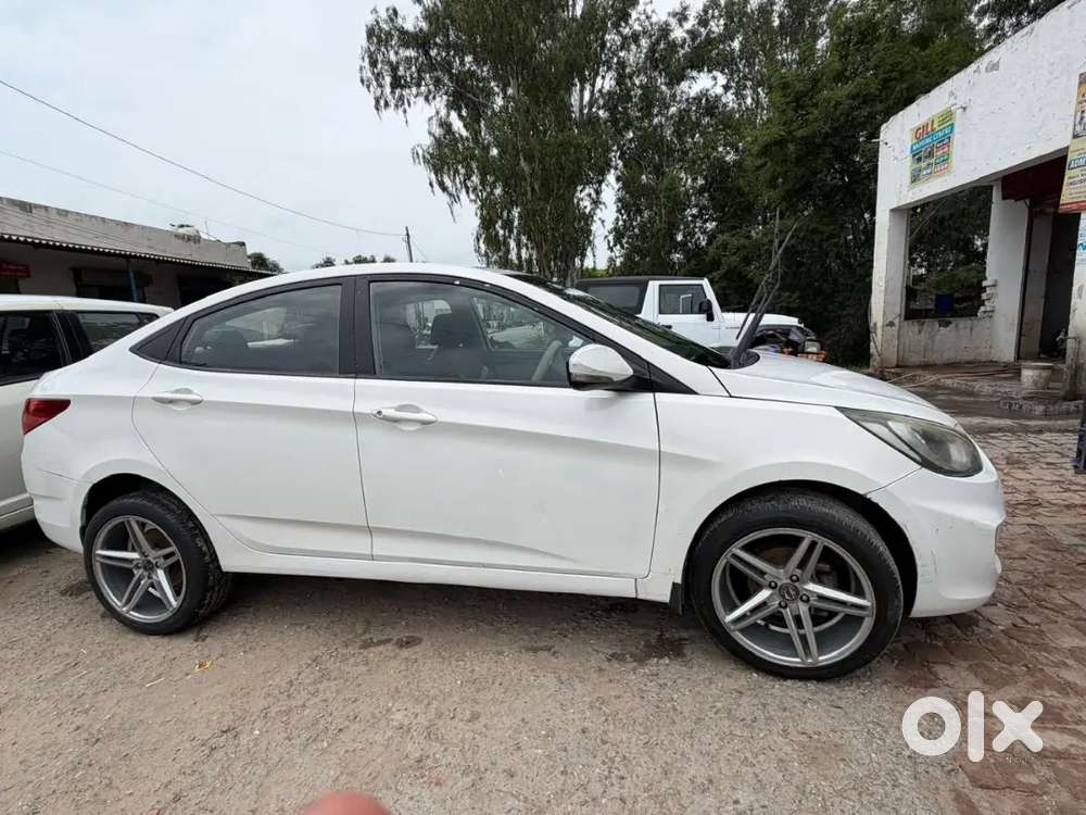 Hyundai Verna Crdi 2014