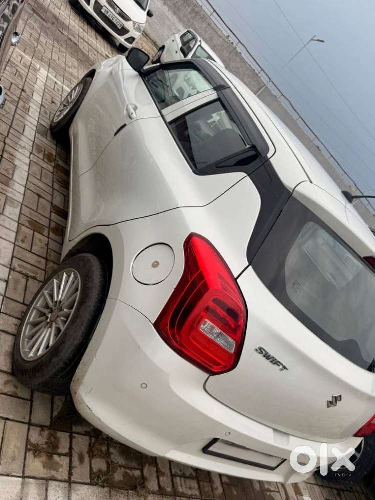 Maruti Suzuki Swift Lxi, 2020, Petrol