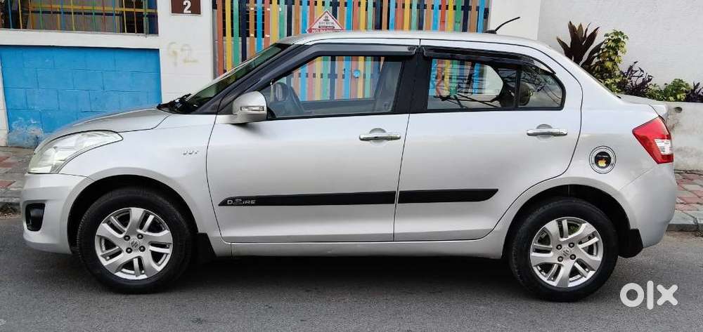 Maruti Suzuki Swift Dzire 1.2 Zxi Bsiv, 2015, Petrol