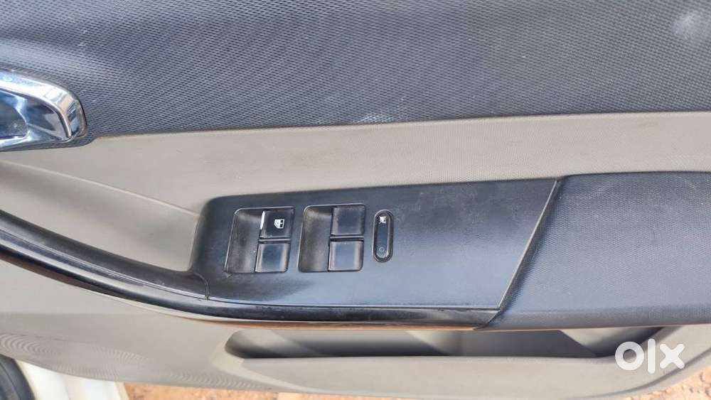 Tata Tiago 1.05 Revotorq Xz Plus Dualtone, 2019, Cng & Hybrids