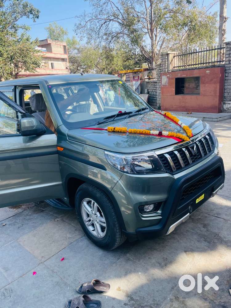 बहुत अच्छी कंडीशन, शानदार कलर, बेहतरीन एक्सेसरीज़ के साथ सिंगल हैंड