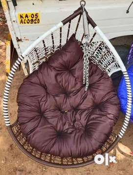 Swinging Chair in Malleshwaram Free classifieds in Malleshwaram OLX