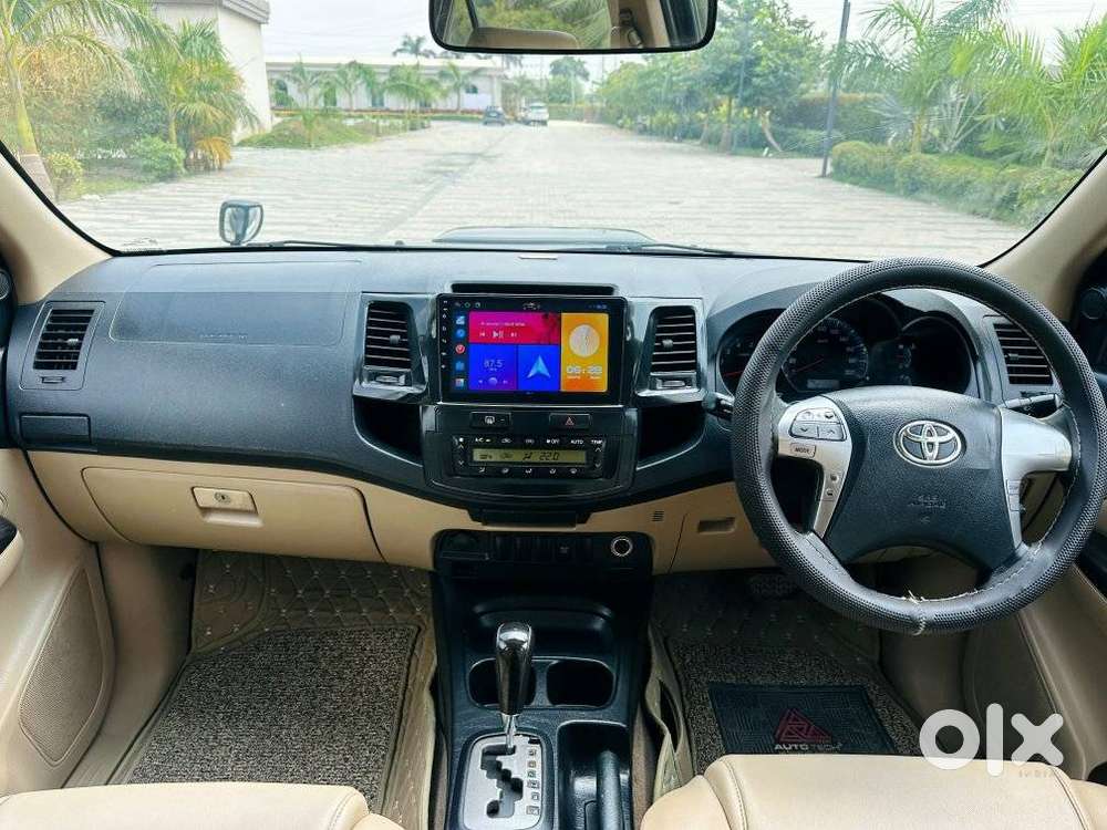 Toyota Fortuner 3.0 4x2 Automatic, 2014, Diesel