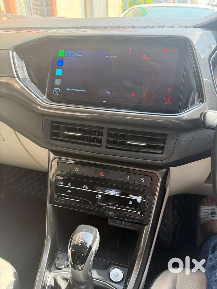 Volkswagen Taigun Petrol Well Maintained