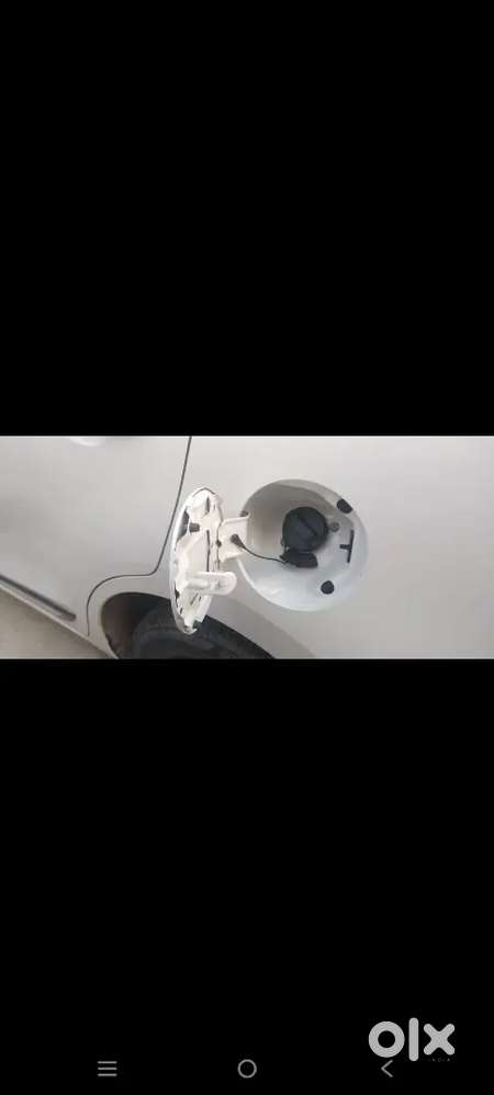 Maruti Suzuki Swift Dzire 2023 Petrol 42000 Km Driven