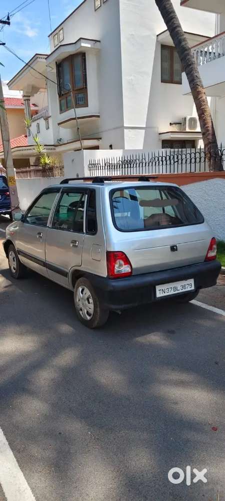 Maruti Suzuki 800 2010