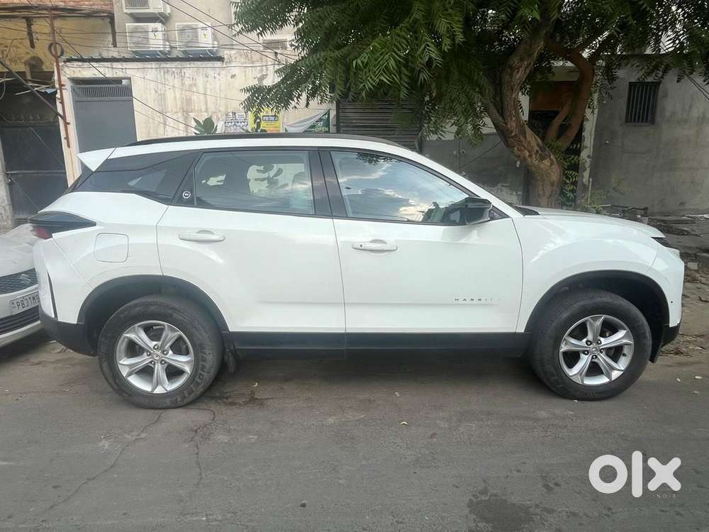 2024 Tata Harrier Smart