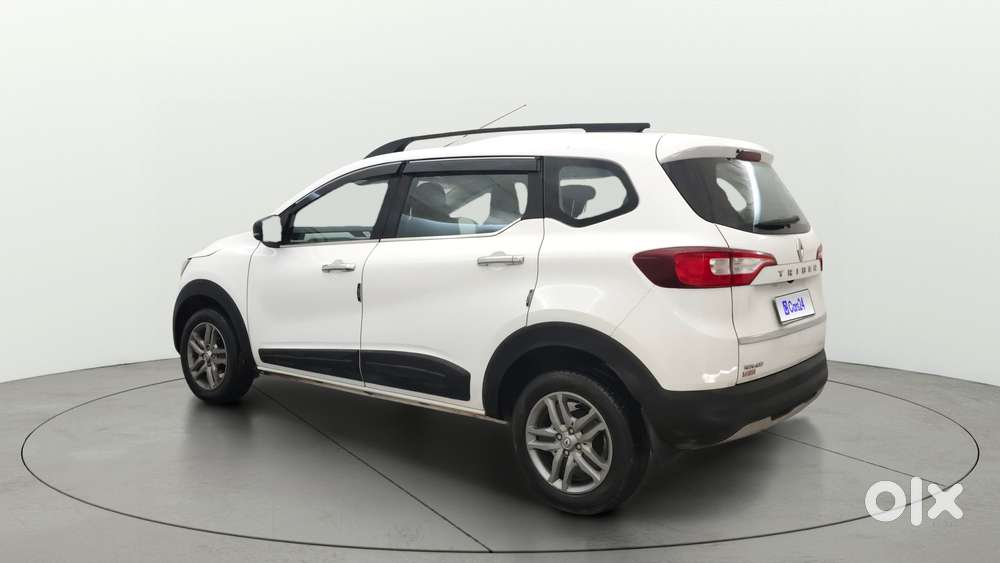 Renault Triber Rxz, 2022, Petrol