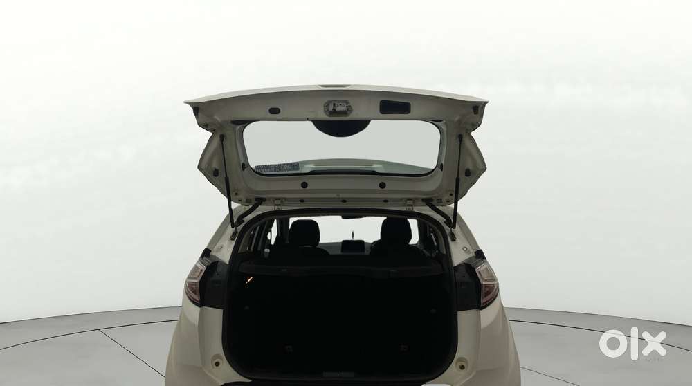 Tata Nexon 1.2 Revotron Xza Plus, 2019, Petrol