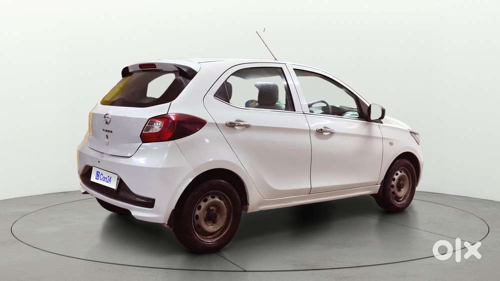 Tata Tiago Xe, 2020, Petrol