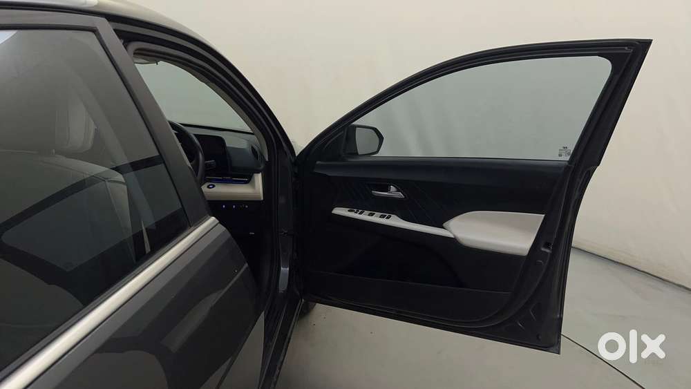 Hyundai Verna 1.5 Sx Petrol Mt, 2023, Petrol
