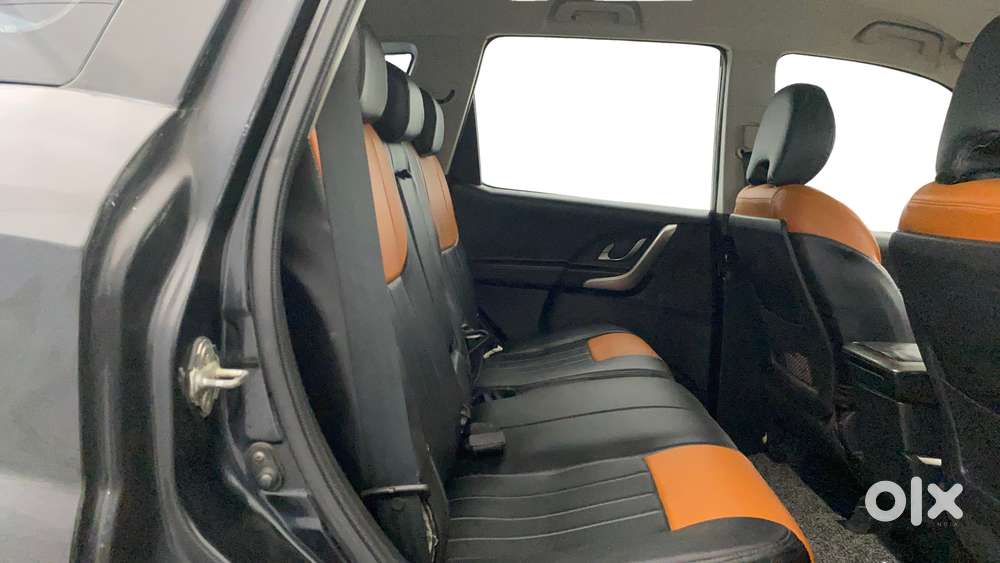 Mahindra Xuv500 W7, 2019, Diesel