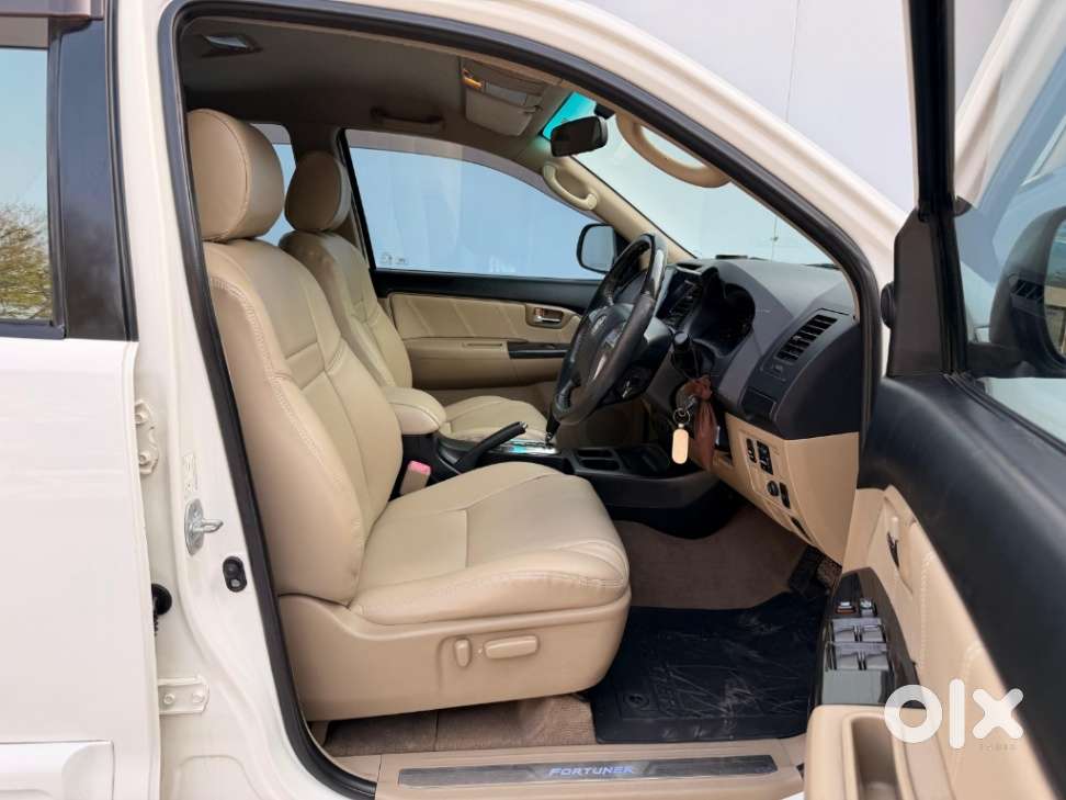 Toyota Fortuner 3.0 4x2 Automatic, 2015, Diesel