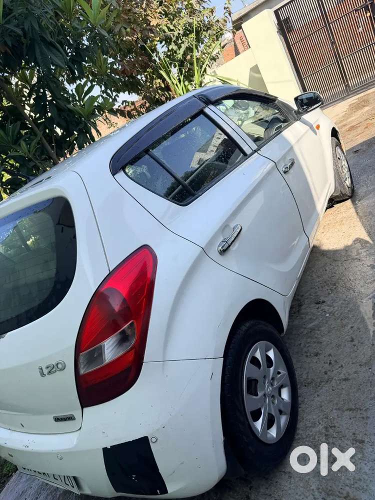 Hyundai I20 2010 Petrol 98000 Km Driven