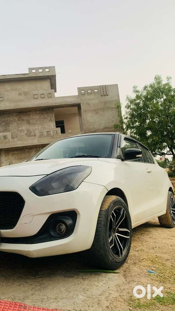 Maruti Swift 2021 Petrol Manual 80000 Km