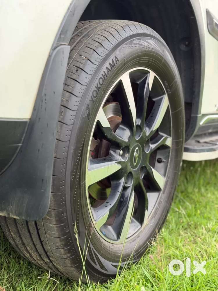 Mahindra Xuv500 W11 Option, 2020, Diesel